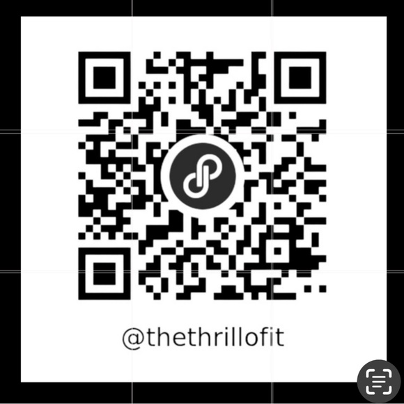 ESCADA black top, beaded embellishment on neckline, size 6, EUC - Picture 10 of 10